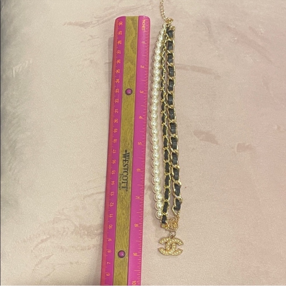 Chanel Gold and Black Link Chain Necklace with Pearl Accents - Picture 8 of 9
